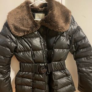 Vintage Moncler women’s cropped puffer jacket